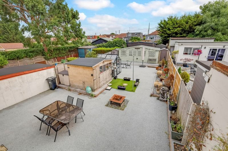 Property photo 2 of 14 4680942