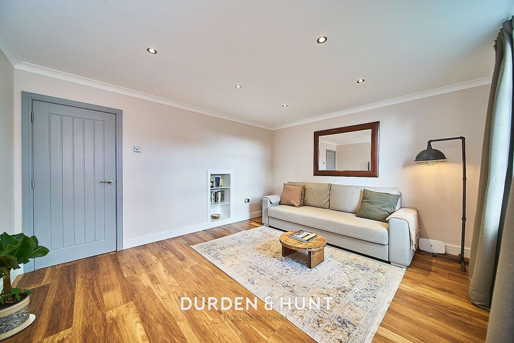 Property photo 3 of 15 Willingale 14_Result.Jpg