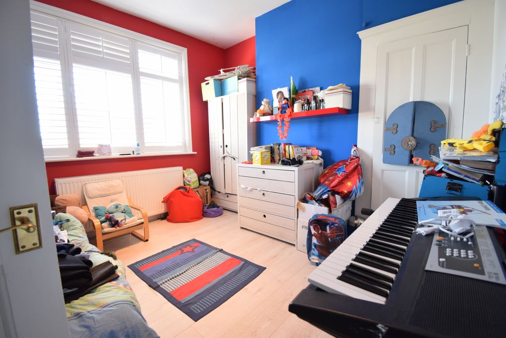 Property photo 1 of 11