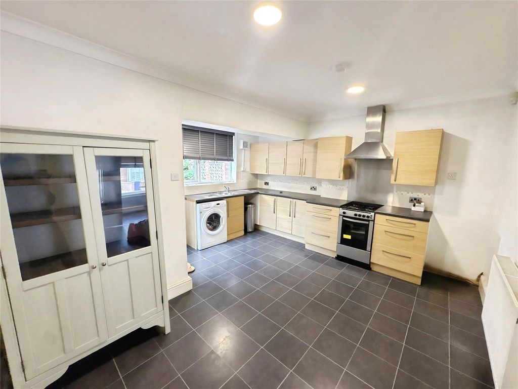 Property photo 2 of 15 Kitchen