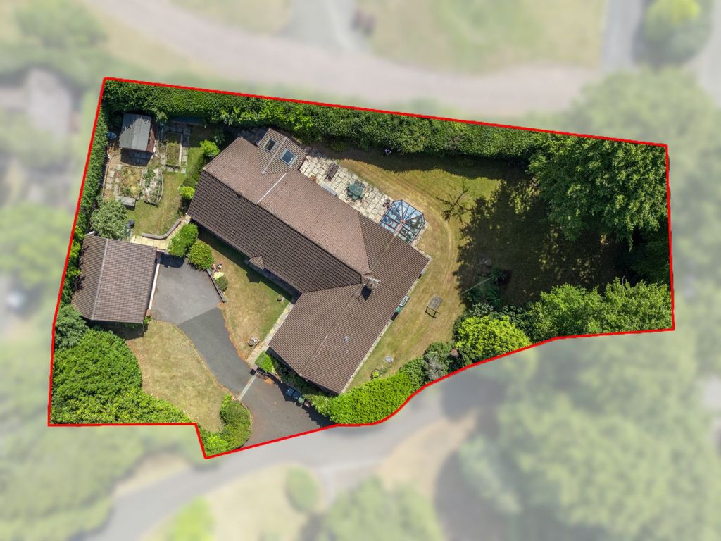 Property photo 2 of 28 Picture No. 35