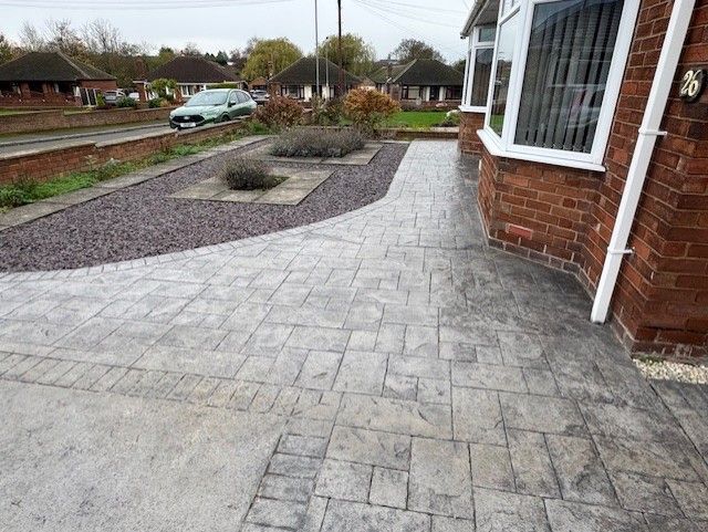 Property photo 2 of 26