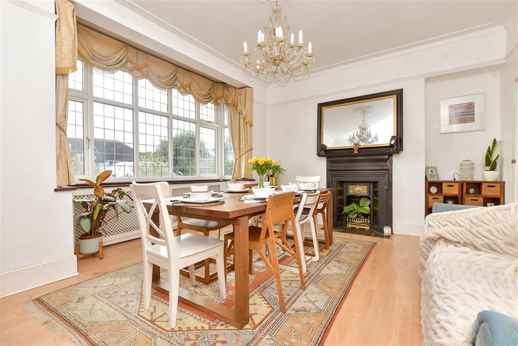 Property photo 3 of 24 Dining Room