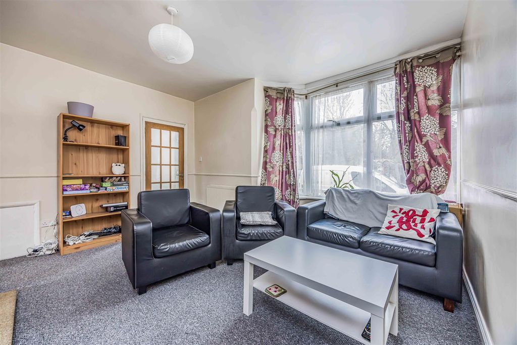 Property photo 3 of 17 30 Kent Street, Portsmouth-Small-Porticomarketing-