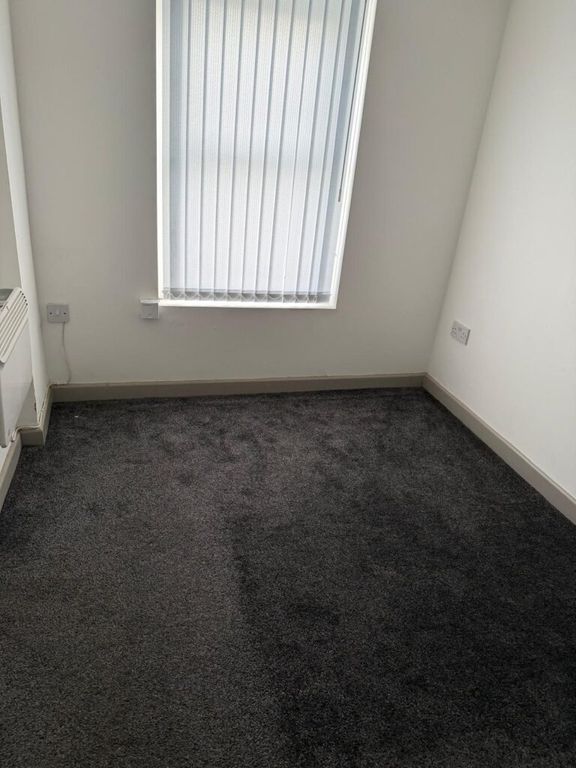 Property photo 3 of 4