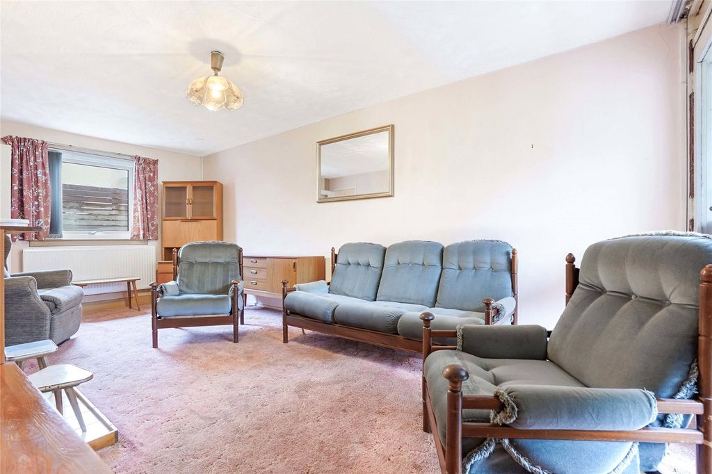 Property photo 3 of 18 Picture No. 05