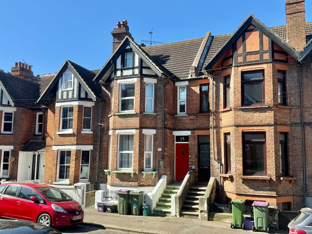 Property photo 1 of 19 Bradstone Avenue