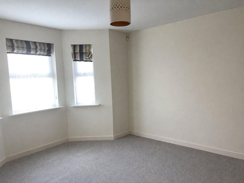 Property photo 2 of 6 Picture No. 08