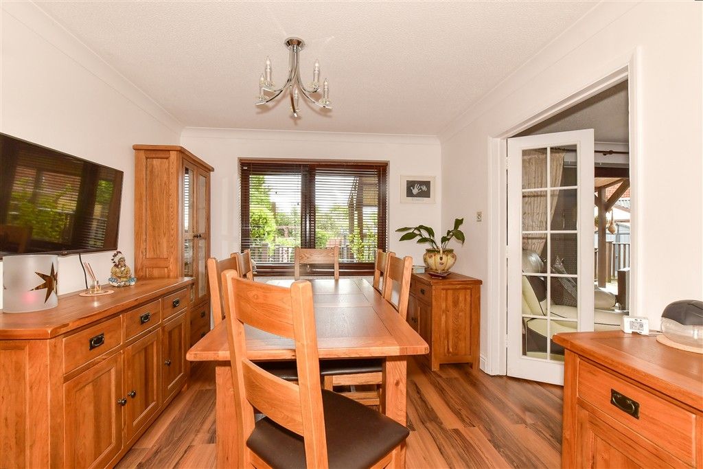 Property photo 1 of 17 Dining Room