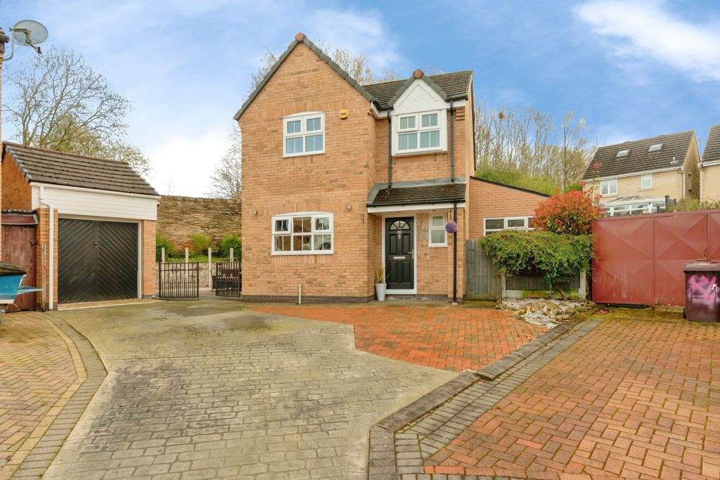 Property photo 1 of 15 Front View