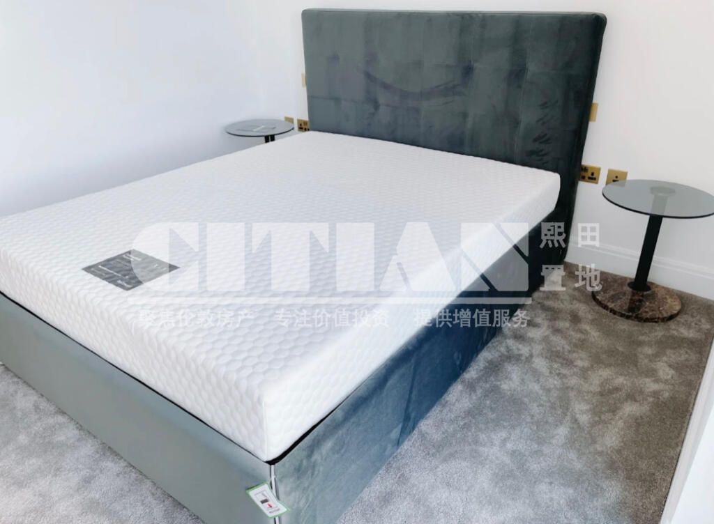 Property photo 2 of 11