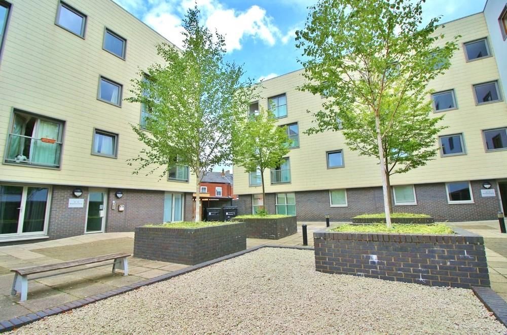 Property photo 1 of 6