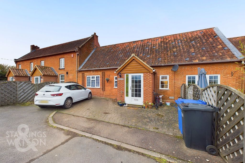 Property photo 1 of 23