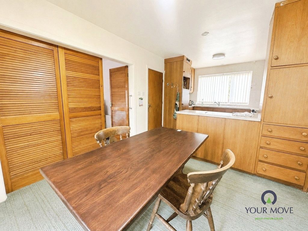 Property photo 2 of 11 Picture No. 17
