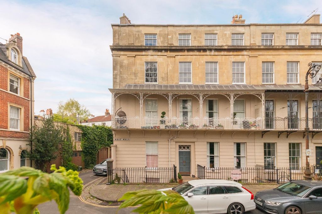 Property photo 2 of 21 T3F4Fwmcn - External D.Jpg