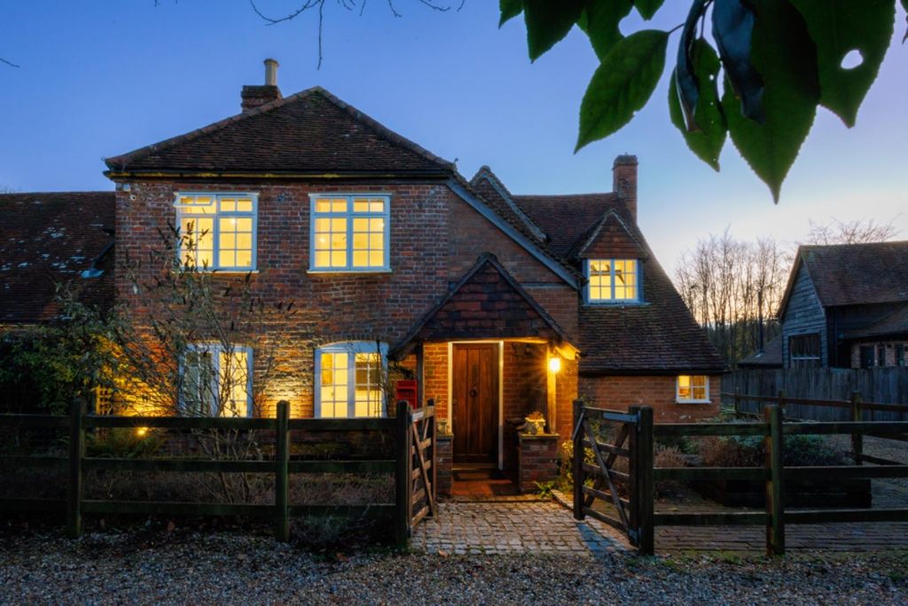 Property photo 2 of 21 Old Farmhouse (42 Of 48).Jpg