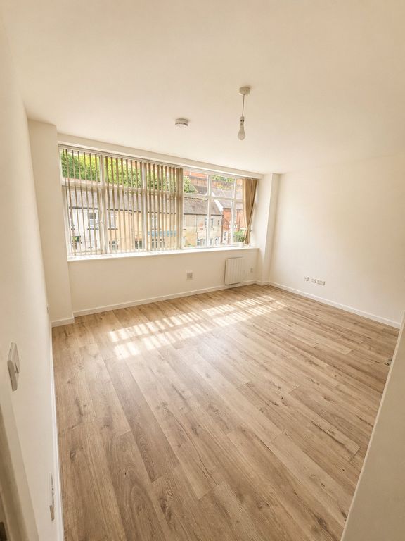 Property photo 2 of 4 Picture No. 01
