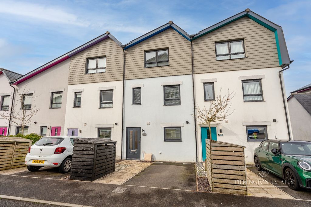 Property photo 1 of 21 4884581