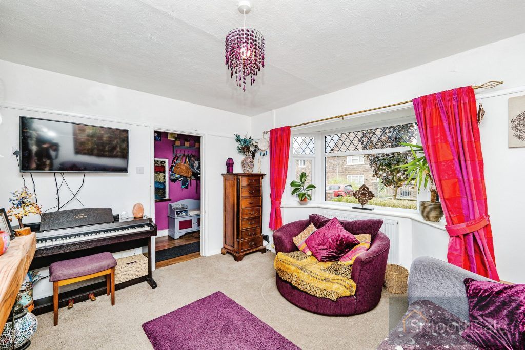 Property photo 3 of 47