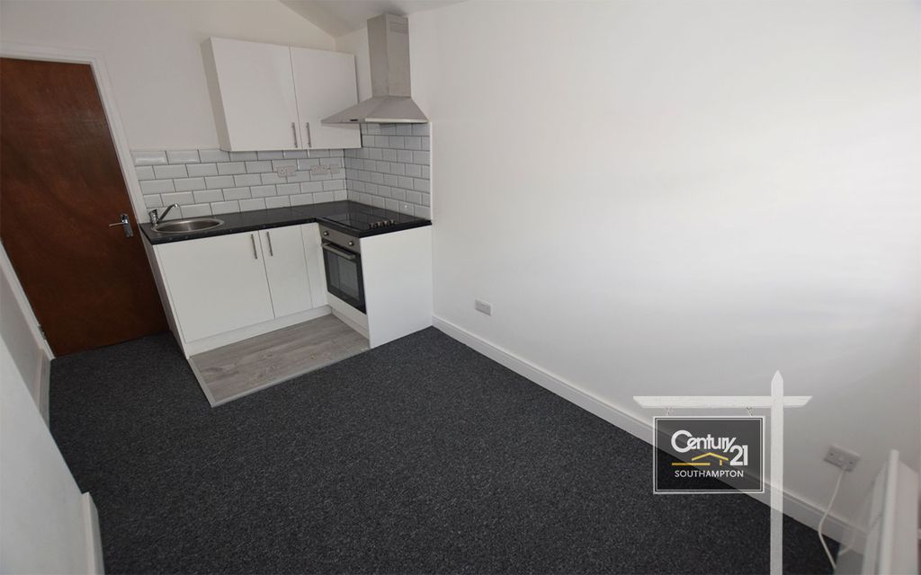 Property photo 1 of 3