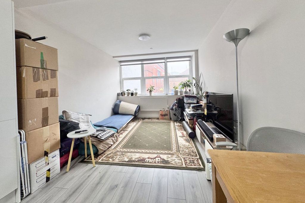 Property photo 1 of 4