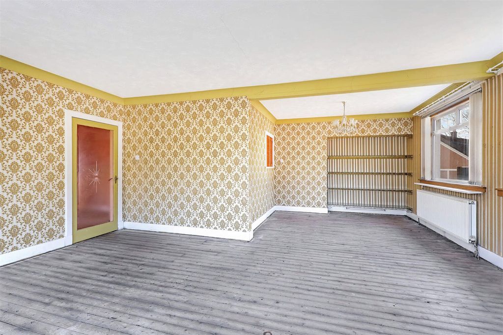 Property photo 3 of 22 Picture No. 05