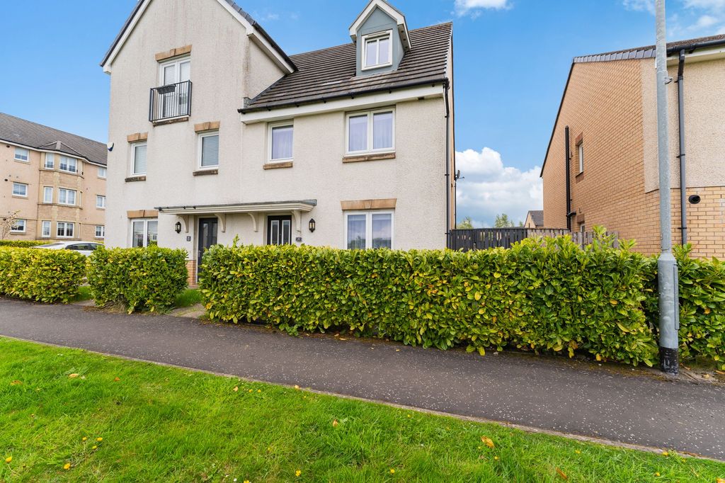 Property photo 1 of 30