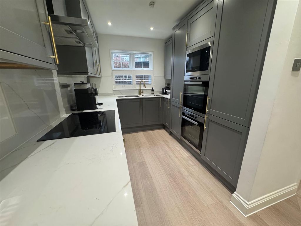 Property photo 2 of 9 1.Jpg