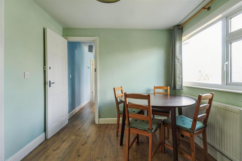 Property photo 3 of 18 Dining Room 2.Jpg