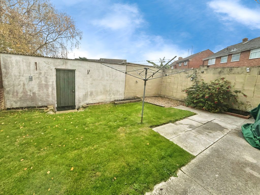 Property photo 2 of 13