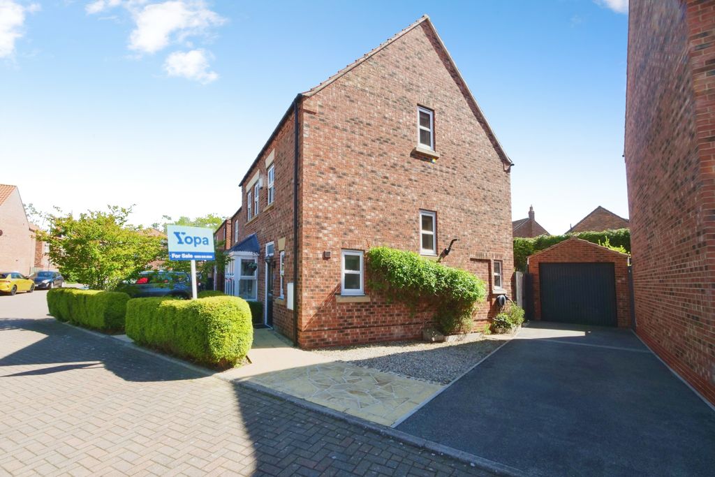 Property photo 2 of 19 Photo #2