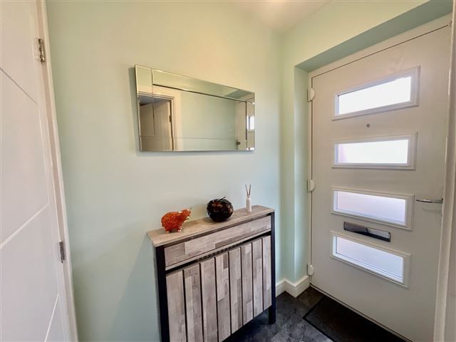 Property photo 2 of 21 Entrance Hallway