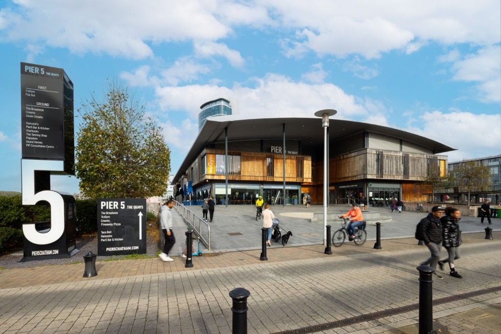 Property photo 1 of 4 Photo 5