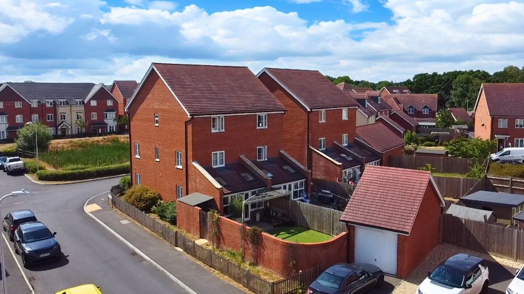 Property photo 1 of 19 4299971