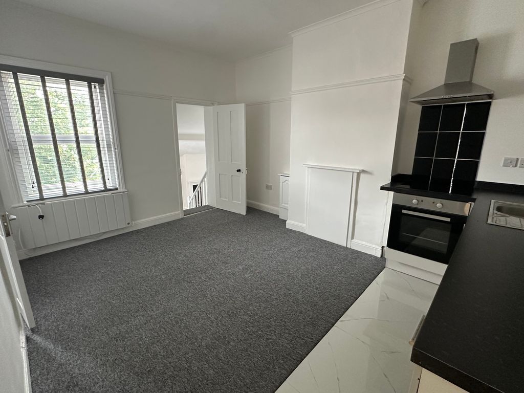 Property photo 2 of 6 Img_1781