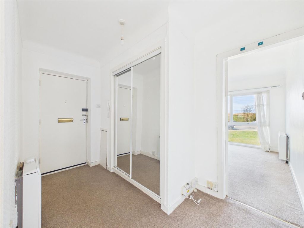 Property photo 3 of 30 Cam03844G0-Pr0428-Still004.Jpg