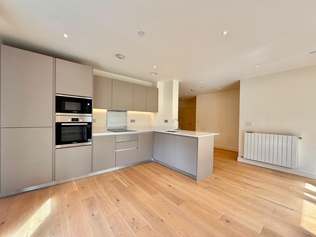 Property photo 3 of 14 Gallery