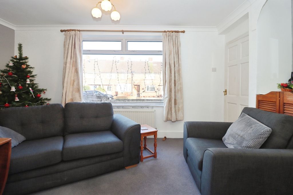 Property photo 2 of 13 Pbox-Img.Jpg