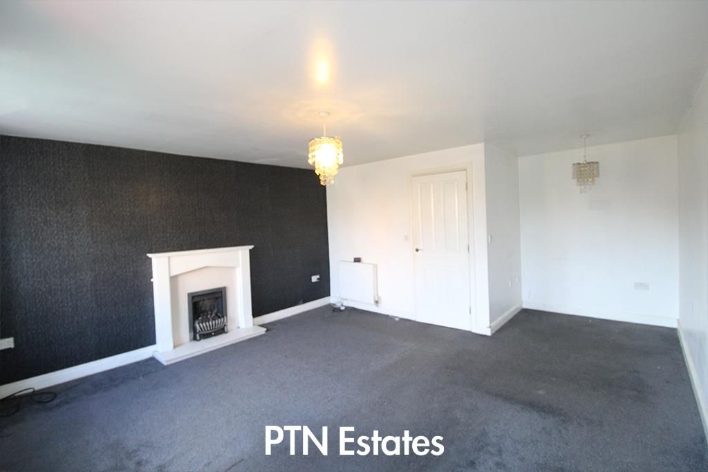 Property photo 3 of 13 Lounge 2 .Jpg