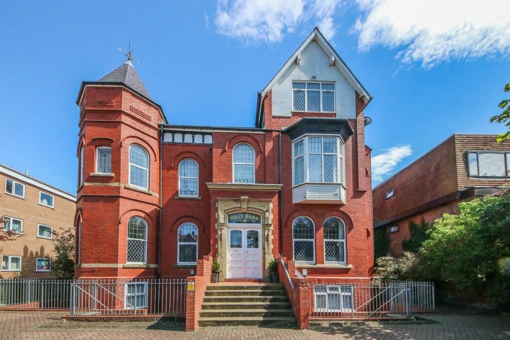 Property photo 1 of 19 4265120