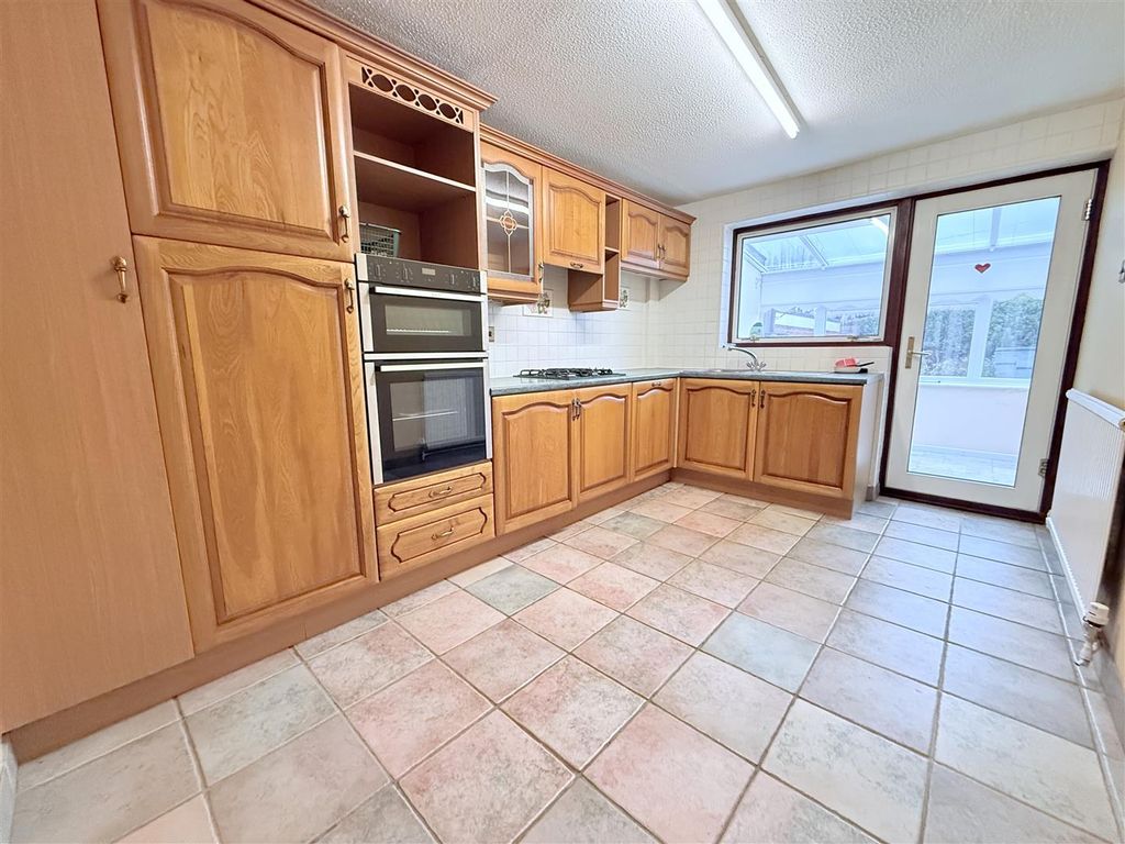 Property photo 2 of 9 Img_9742.Jpg