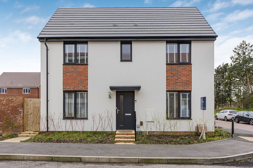 Property photo 1 of 20