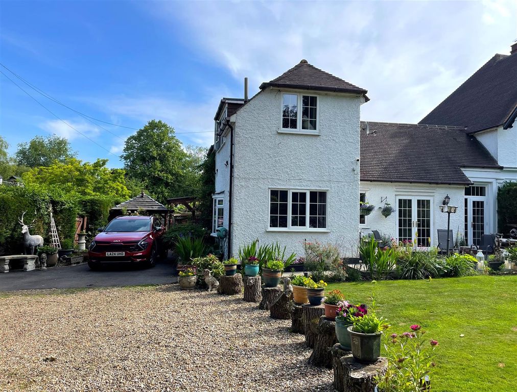 Property photo 1 of 26 Front