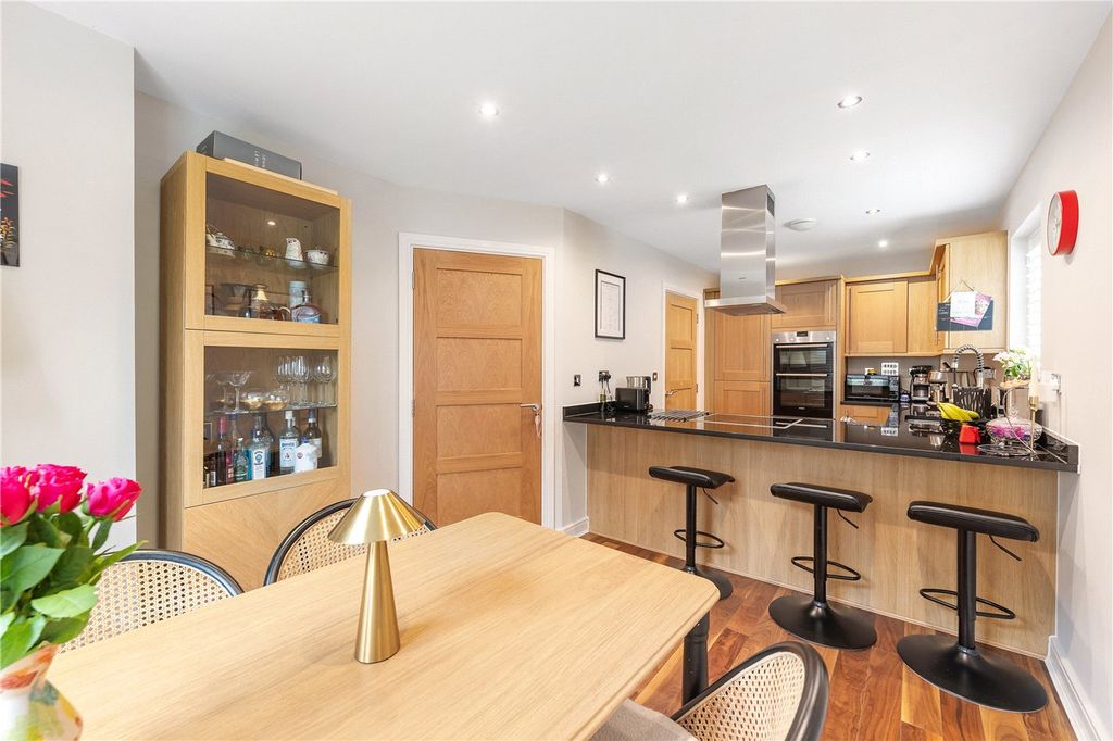 Property photo 3 of 13 Picture No. 01