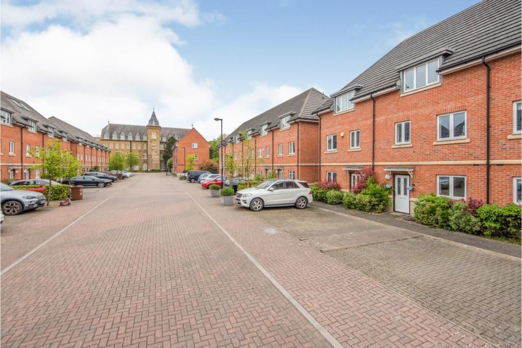 Property photo 1 of 1