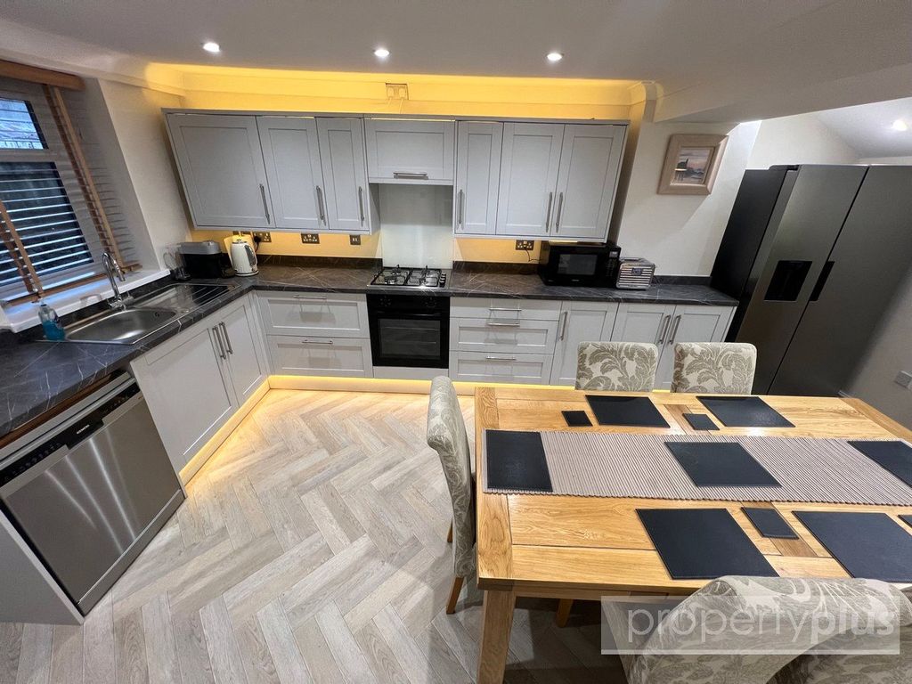 Property photo 2 of 17 Picture No. 07