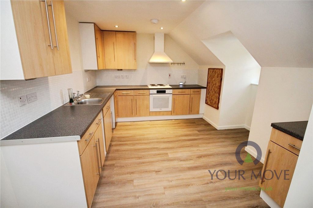 Property photo 3 of 9 Kitchen