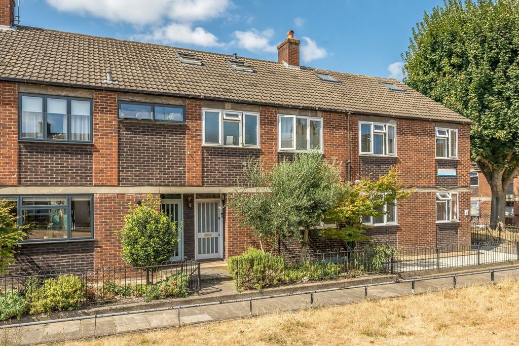 Property photo 1 of 7