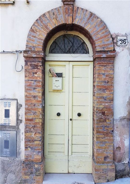 Property photo 1 of 14 Entrance