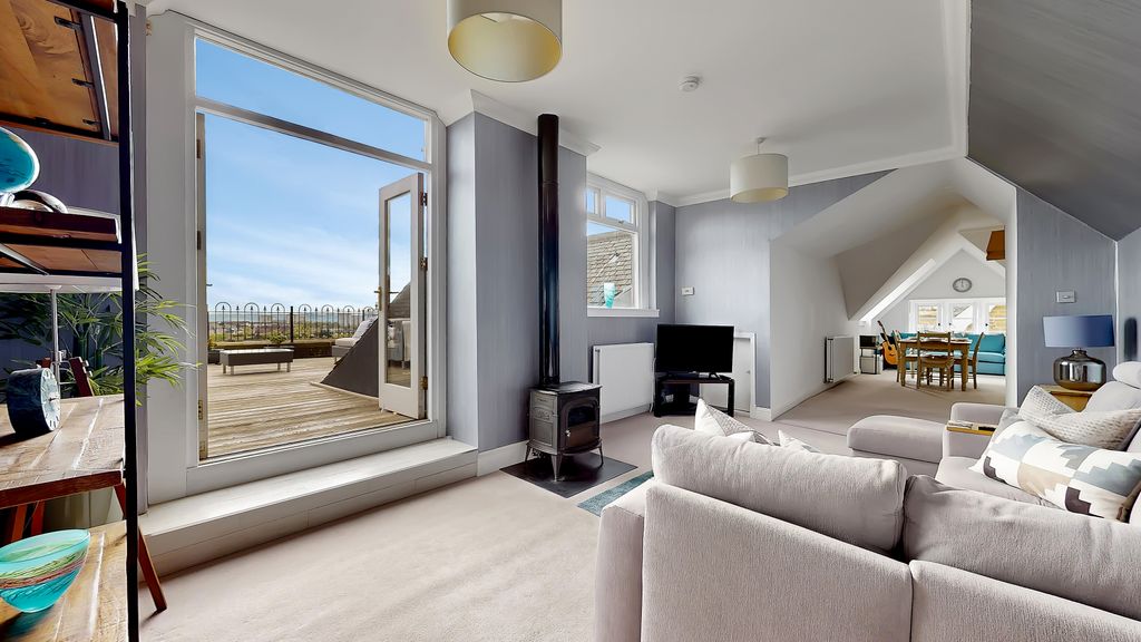Property photo 3 of 49 48-Print-48 Cleveden Drive The Tower_85